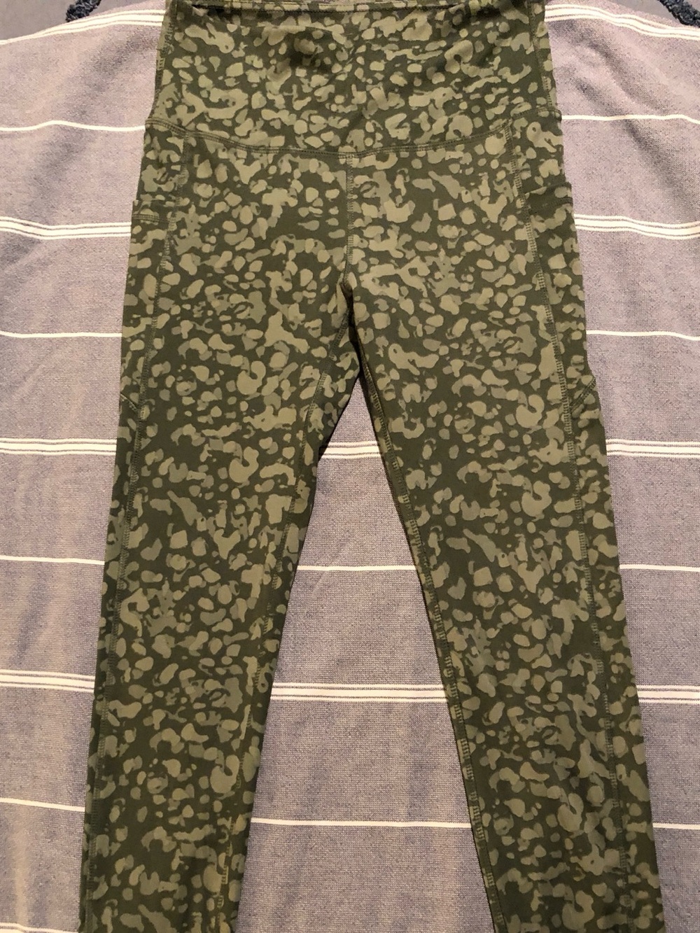 Sol Collection Green Camo Print Leggings